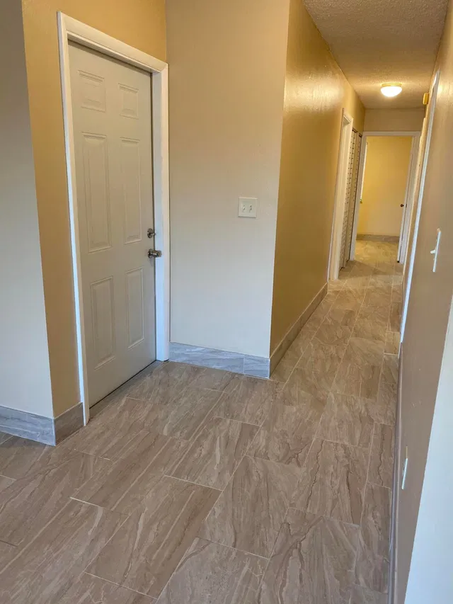  Residence photo 5