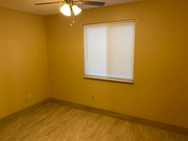  Residence photo 10