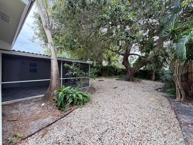 Residence photo 9