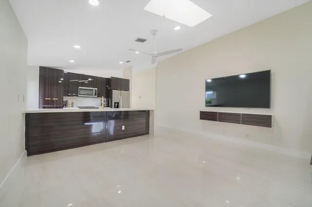 Residence photo 15