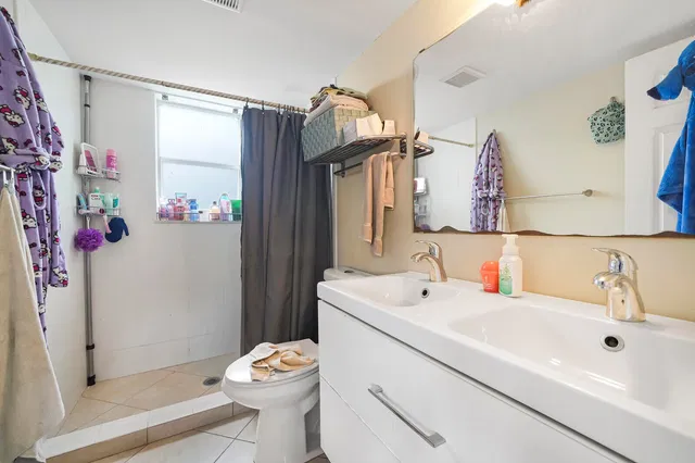  Unit 207 photo 14