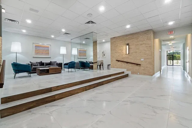 Consulate Place Unit 1205 photo 41