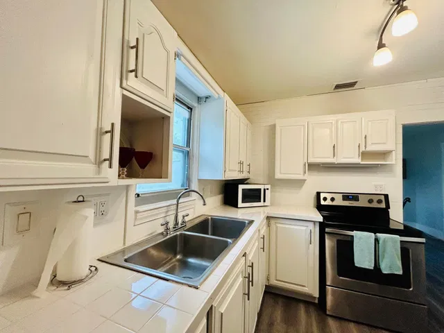  Residence photo 14