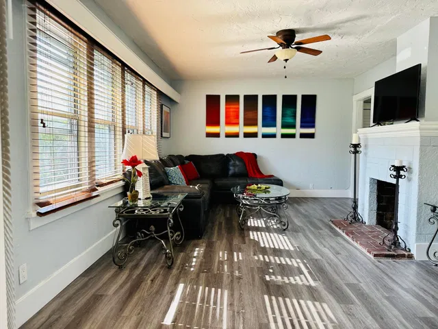  Residence photo 26