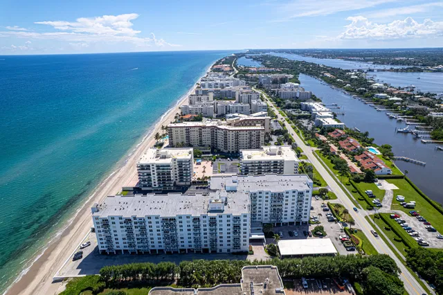 The Patrician of Palm Beach Unit 121 photo 4