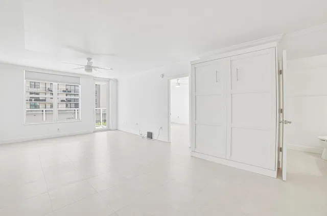The Patrician of Palm Beach Unit 121 photo 6