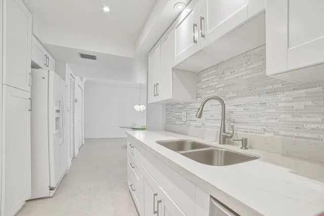 The Patrician of Palm Beach Unit 121 photo 15