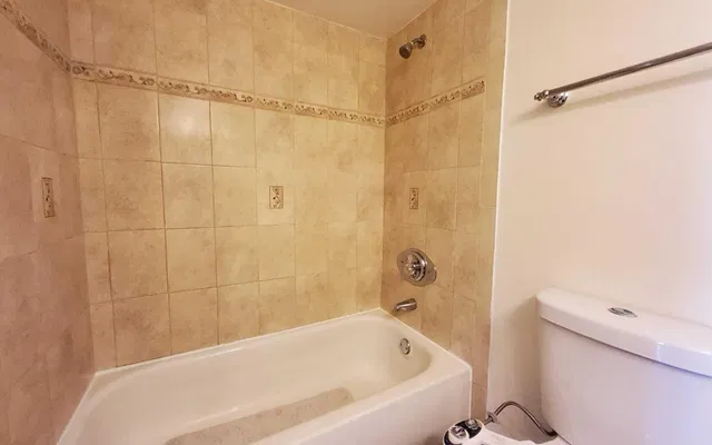 Unit 204 photo 6