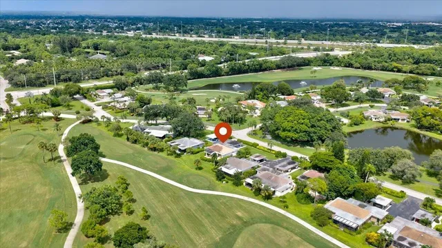 Eastpointe Country Club Residence photo 35
