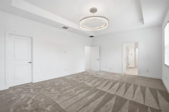 Residence photo 18