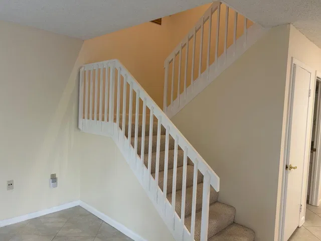 Unit 2610 photo 14