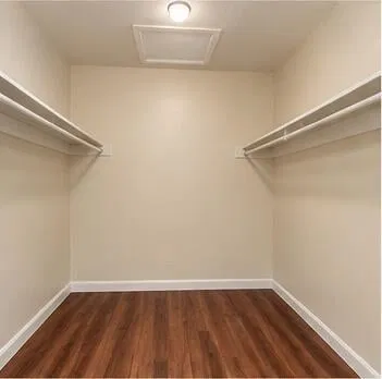 Unit 207 photo 8