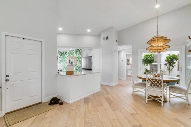 Monarch Country Club Residence photo 4