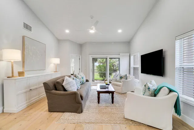 Monarch Country Club Residence photo 17