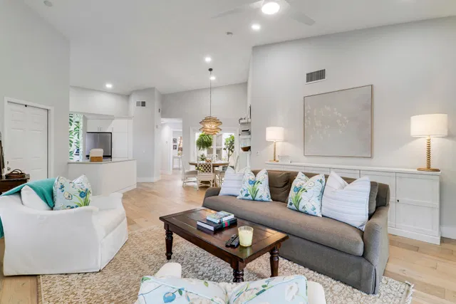 Monarch Country Club Residence photo 19