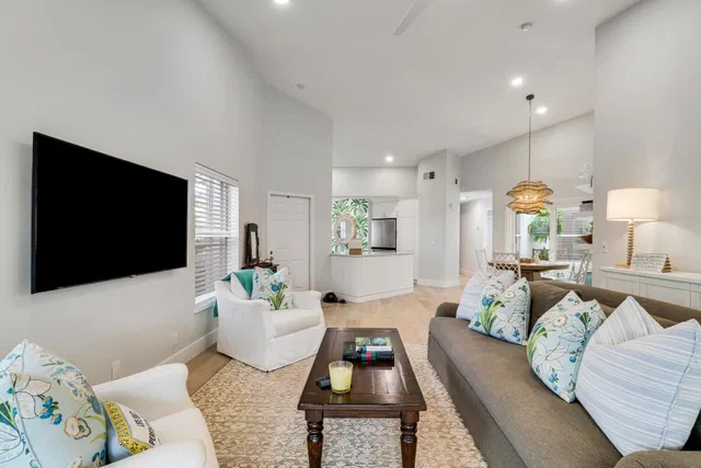Monarch Country Club Residence photo 20