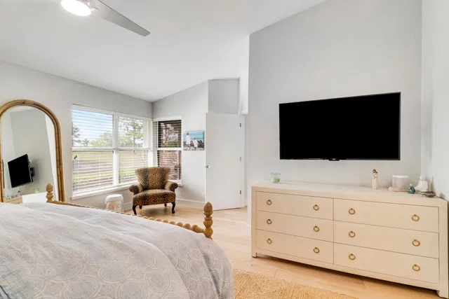 Monarch Country Club Residence photo 37