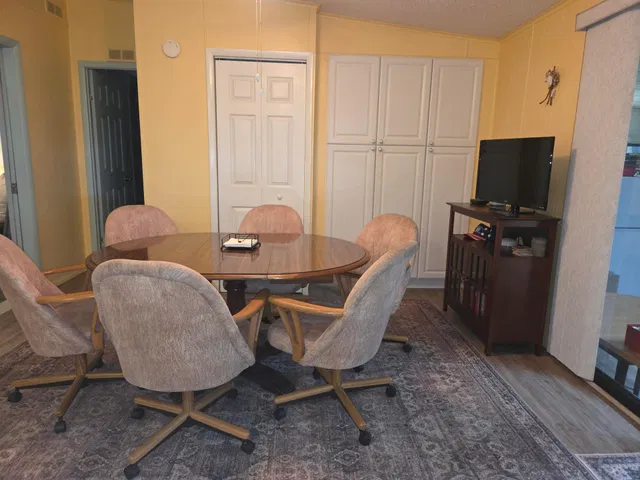 Residence photo 12