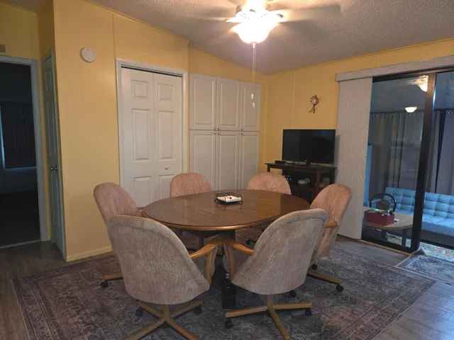 Residence photo 13