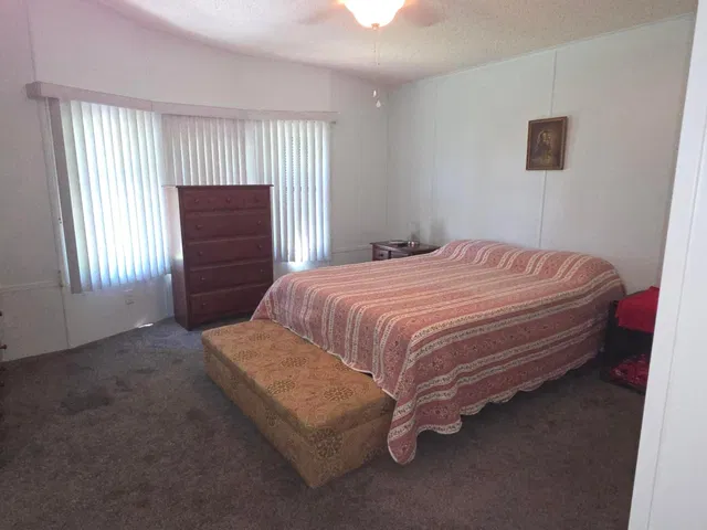 Residence photo 20