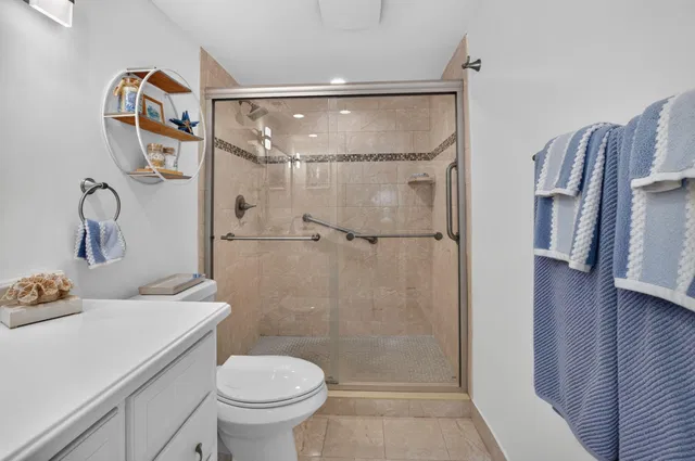 Unit 205 photo 24