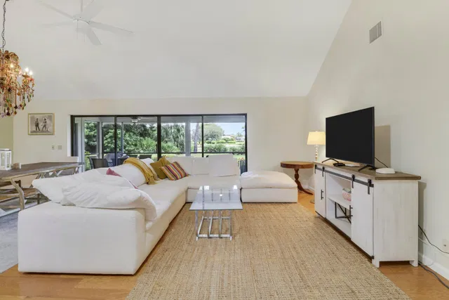 Mariner Sands Residence photo 20