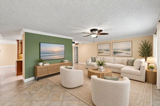 Residence photo 6