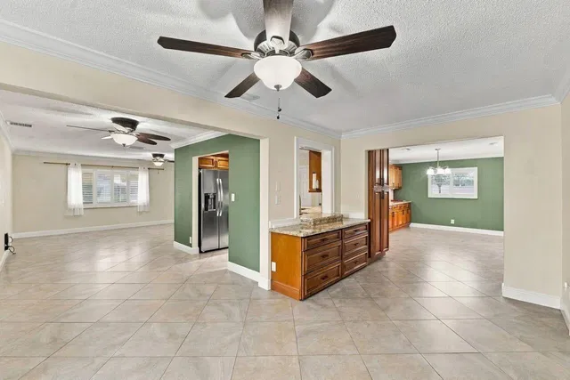 Residence photo 27