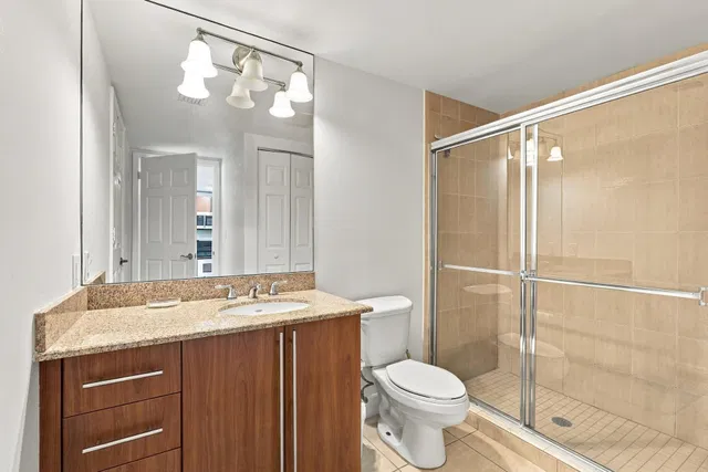 610 Clematis Unit 706 photo 14