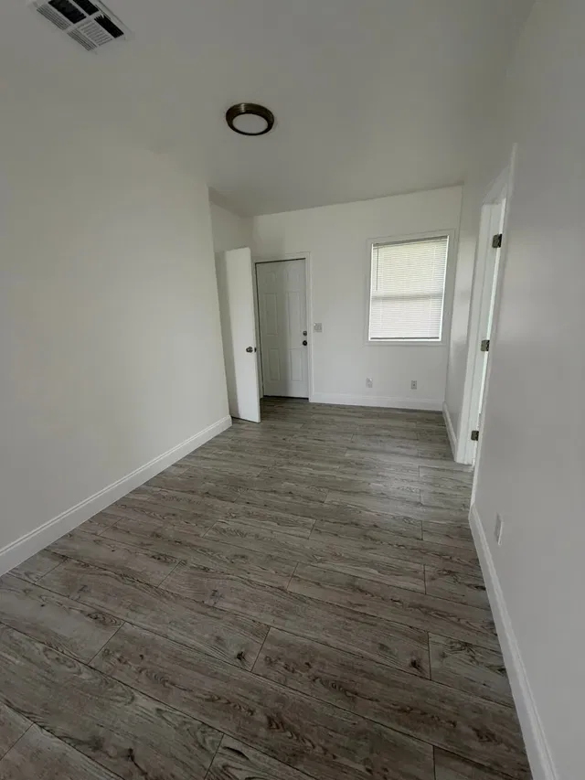 Residence photo 8