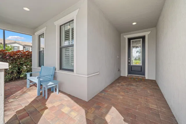  Residence photo 5