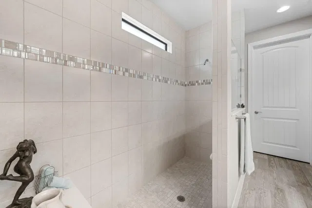  Residence photo 32