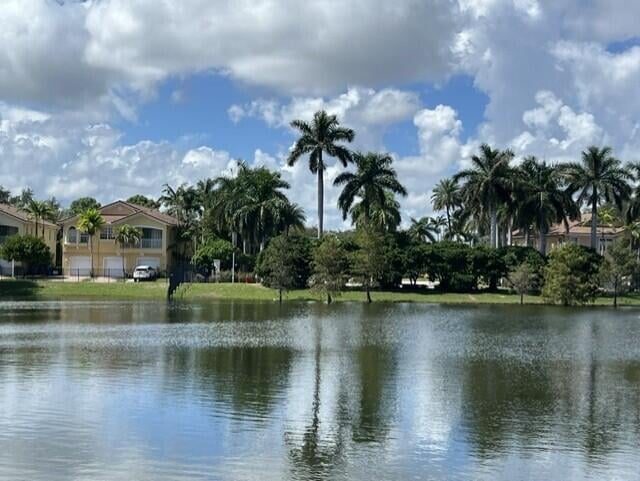 Residence photo 12