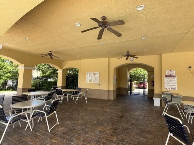 Residence photo 14