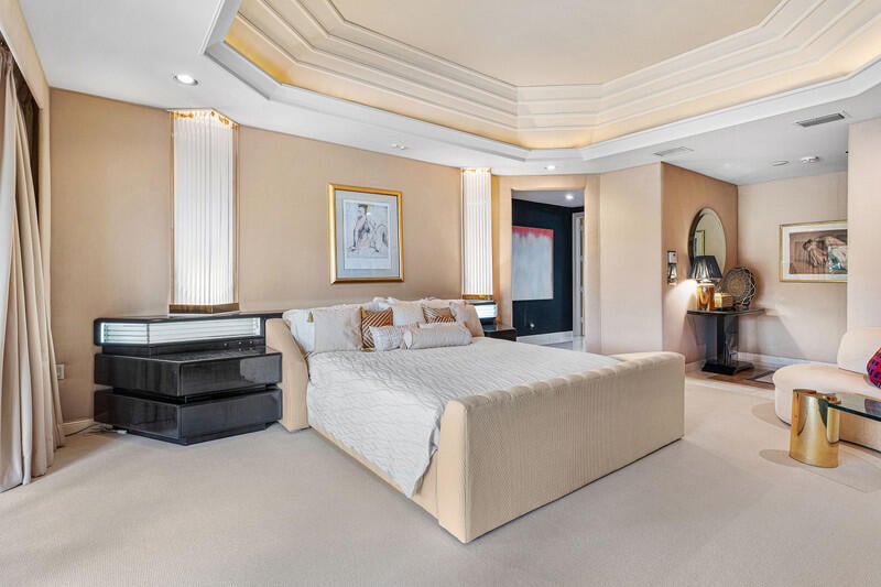 Residence photo 5