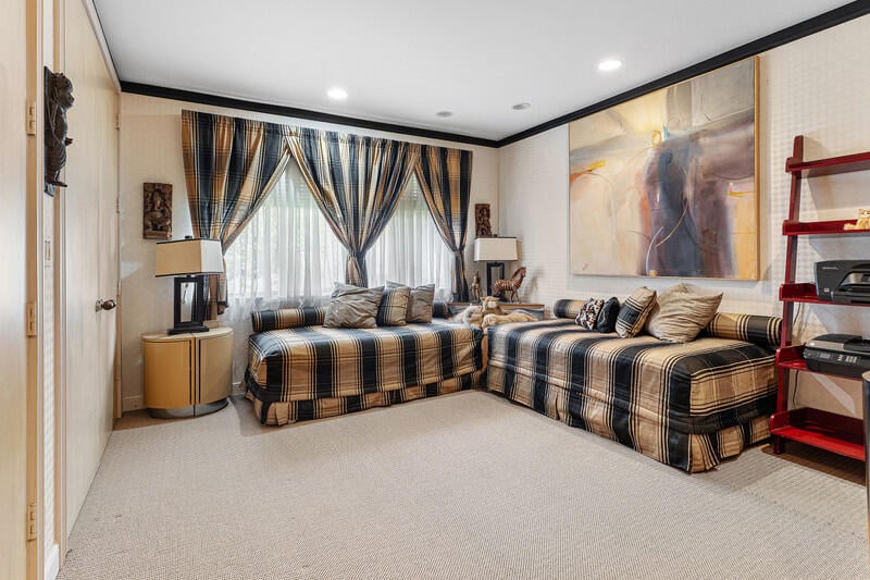 Residence photo 9