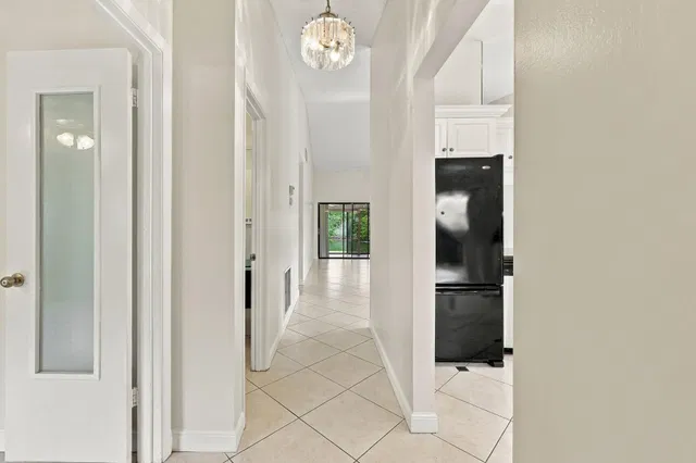  Residence photo 6