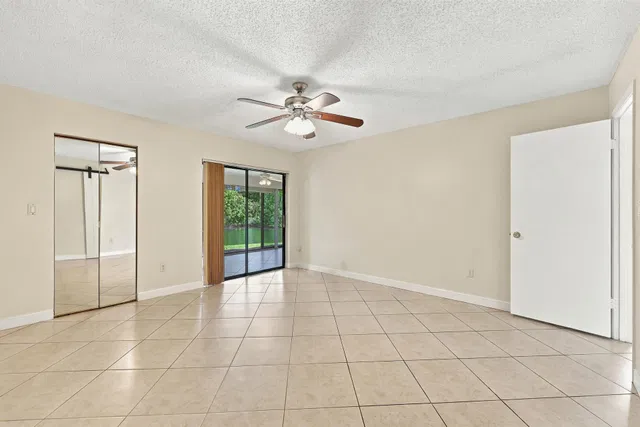  Residence photo 23