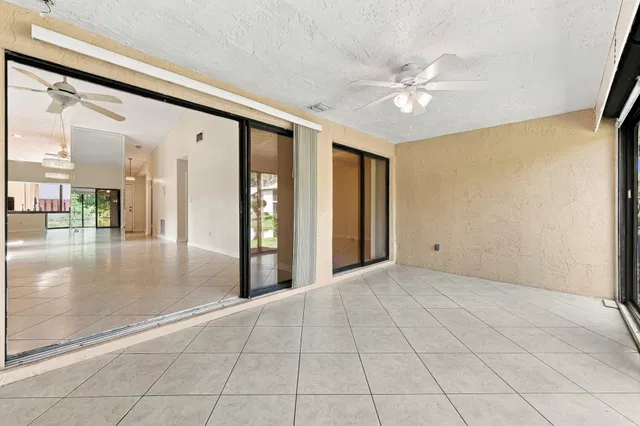  Residence photo 41
