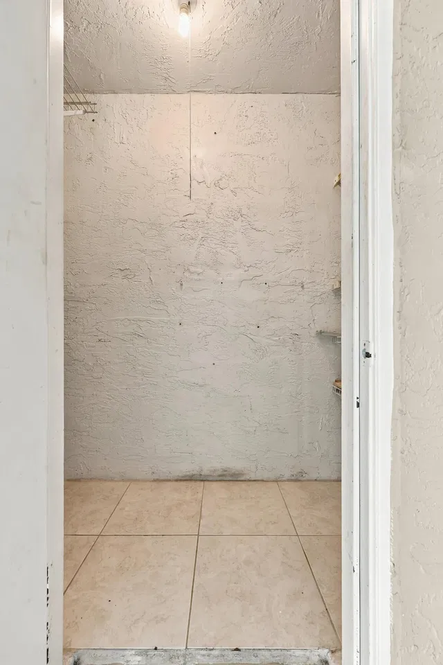  Residence photo 44