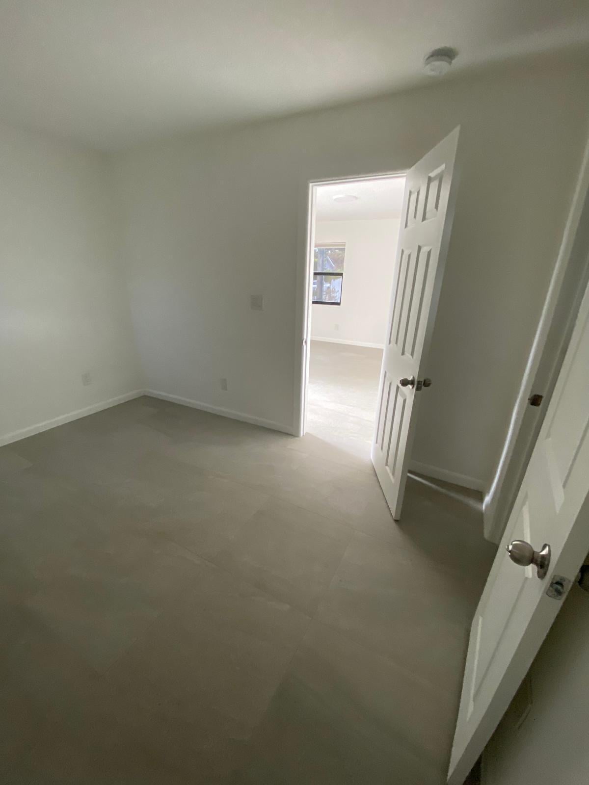  Residence photo 6