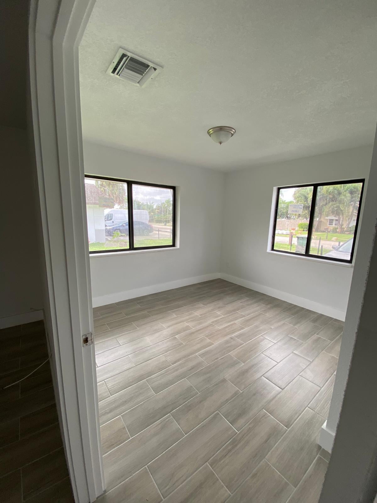  Residence photo 15