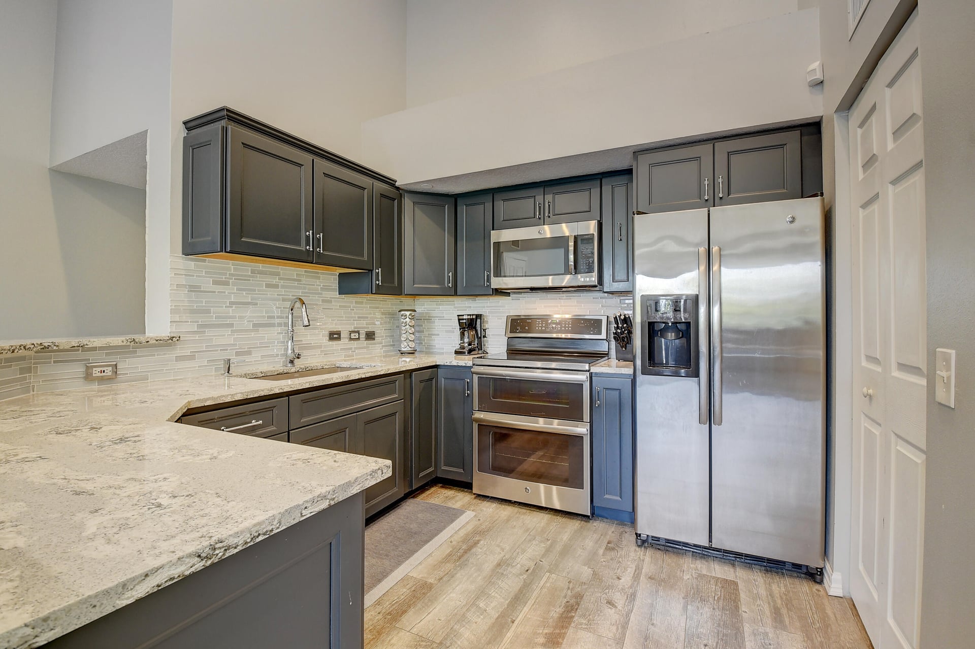Residence photo 9