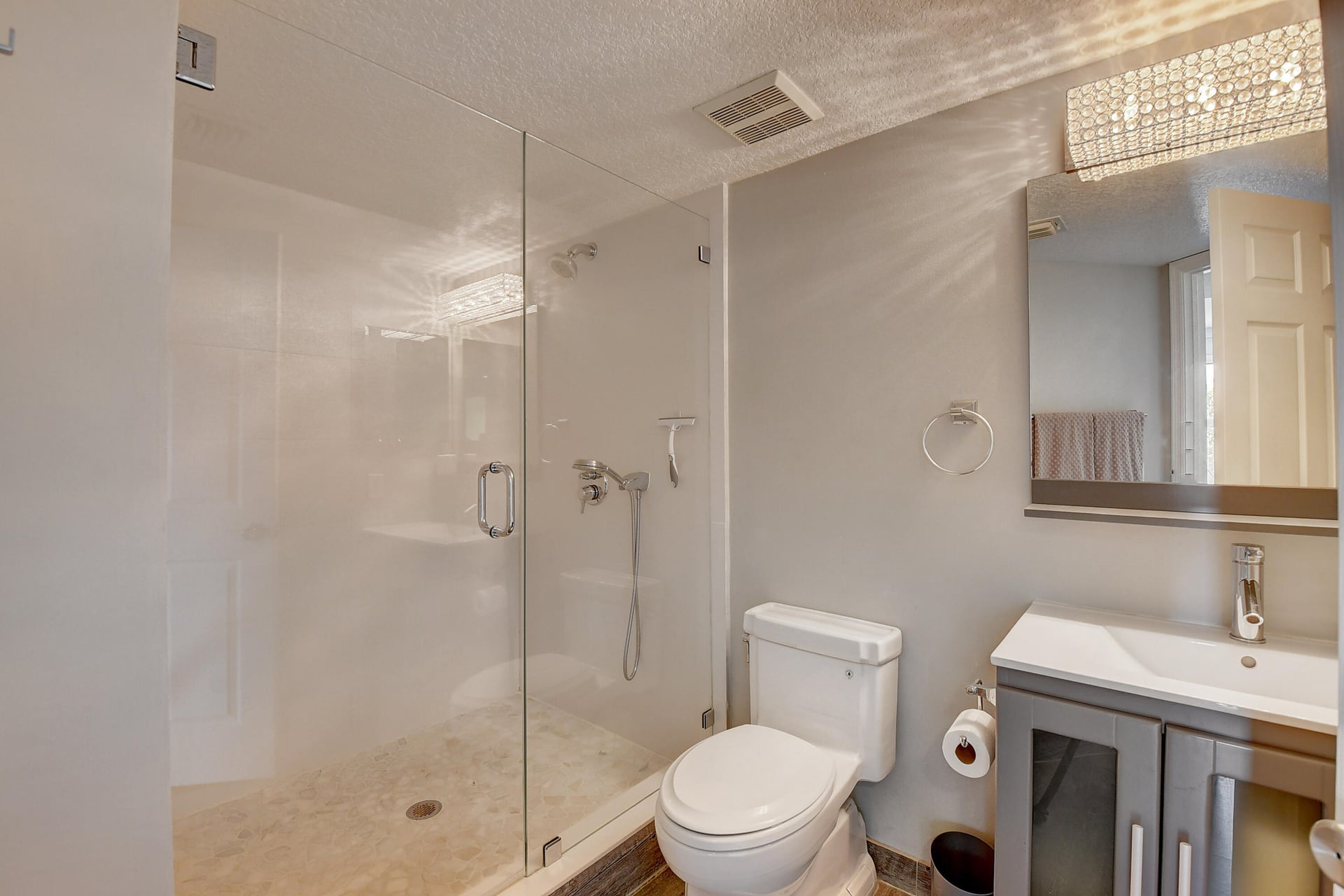Residence photo 17