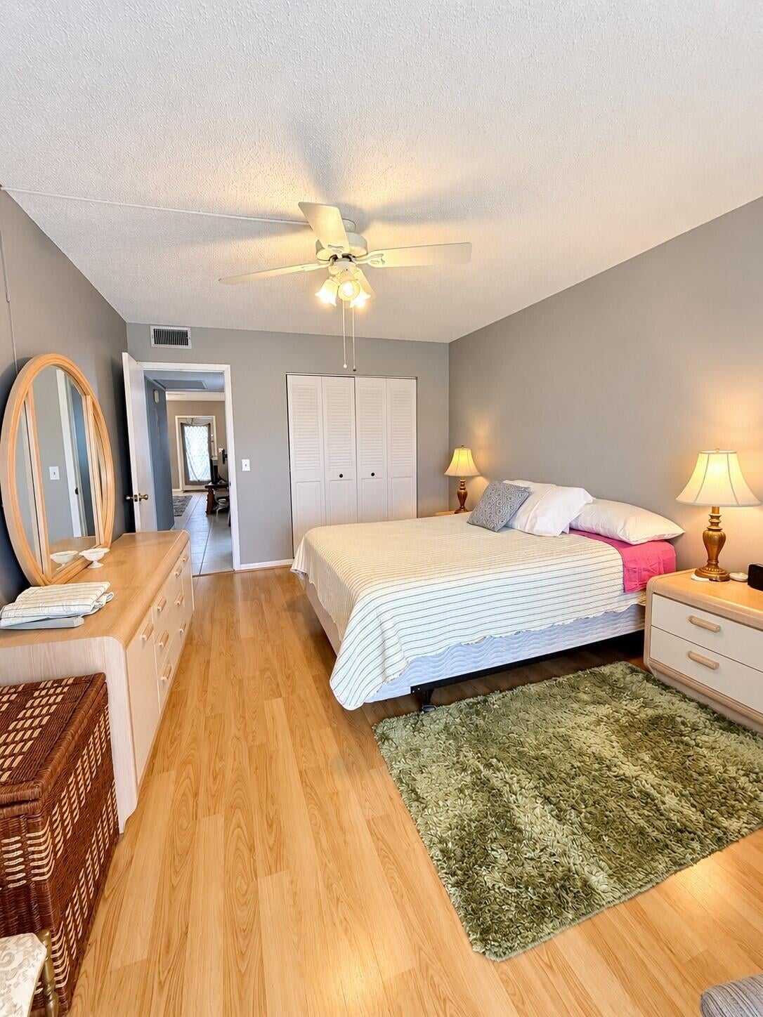 Residence photo 9