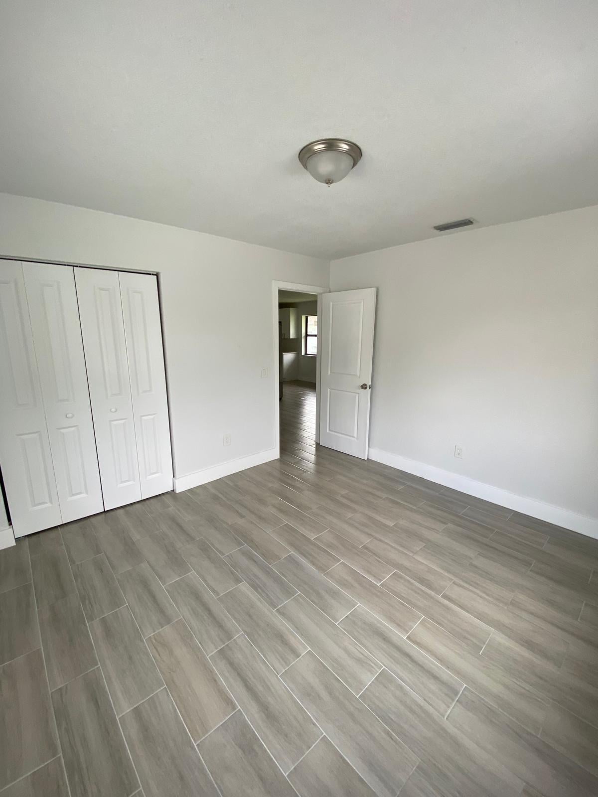  Residence photo 11