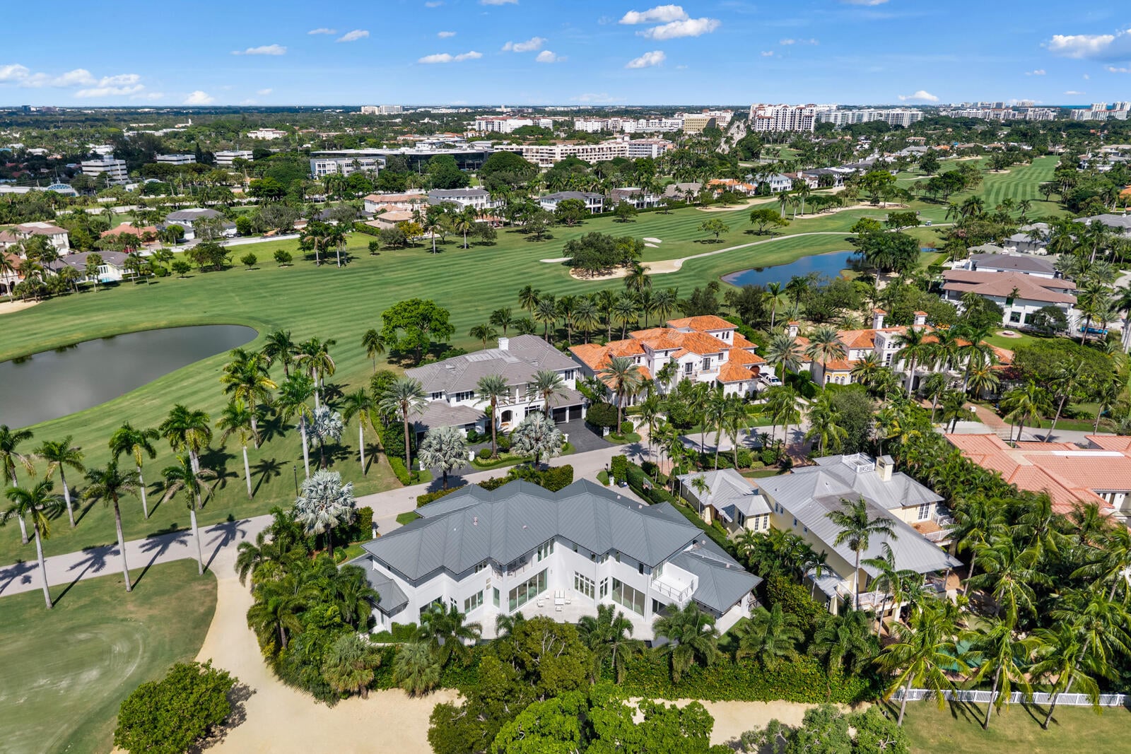 Royal Palm Yacht and Country Club Residence photo 2