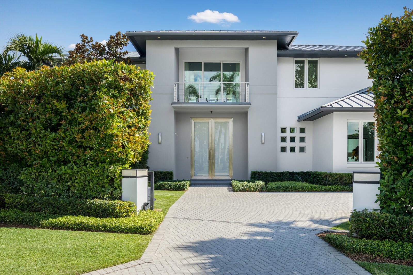 Royal Palm Yacht and Country Club Residence photo 9