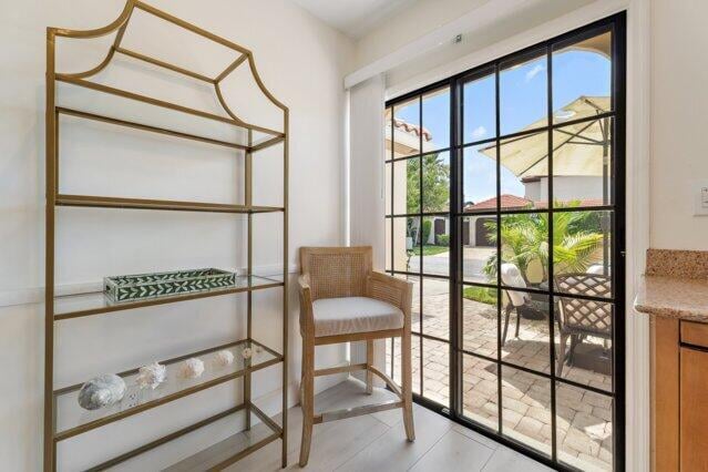  Residence photo 14