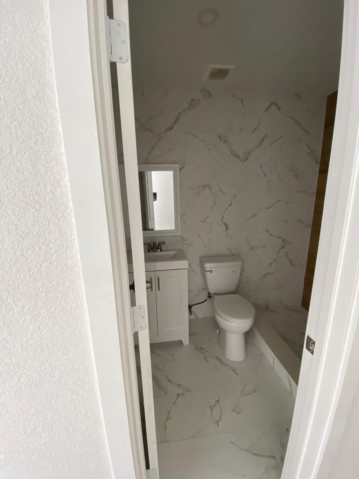  Residence photo 6